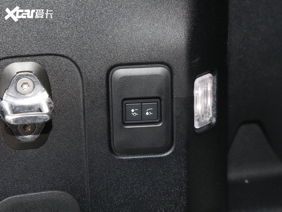 2023l(wi)ʿ Ŀ 90 3.0T P400 XS