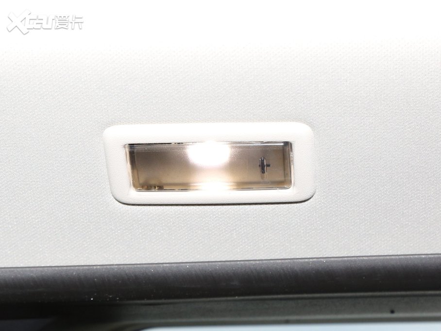 2023l(wi)ʿ Ŀ 90 3.0T P400 XS