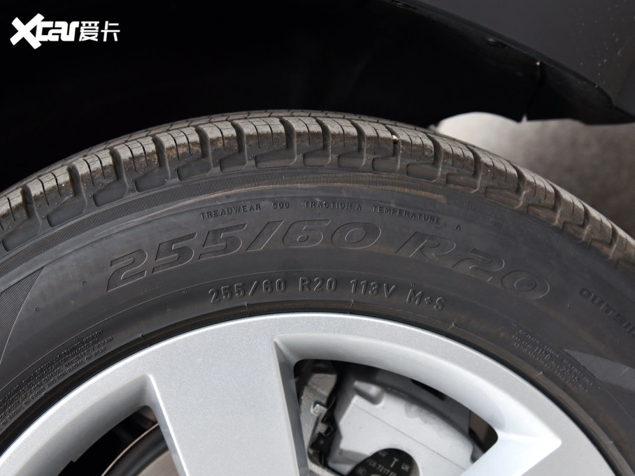 2023l(wi)ʿ 130 3.0T P400 HSE