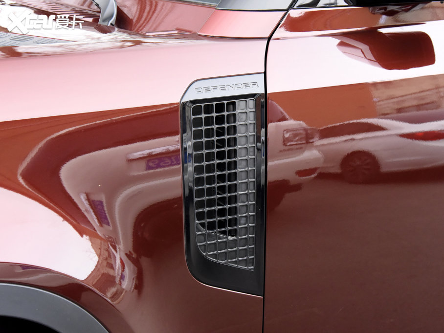 2023l(wi)ʿ 130 3.0T P400 HSE