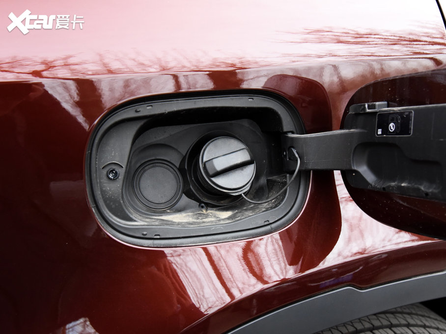 2023lʿ 130 3.0T P400 HSE