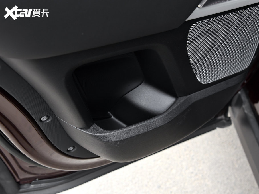 2023lʿ 130 3.0T P400 HSE