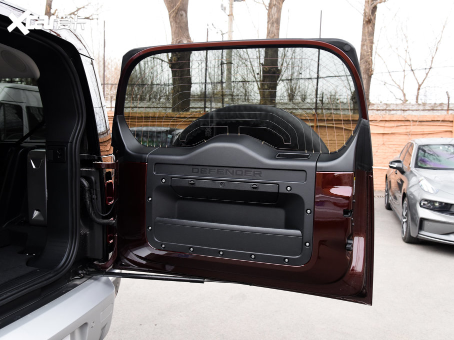 2023lʿ 130 3.0T P400 HSE