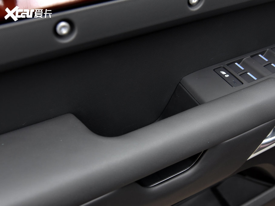 2023lʿ 130 3.0T P400 HSE