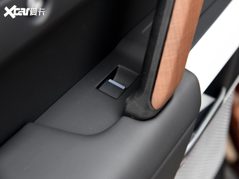 2023lʿ 130 3.0T P400 HSE