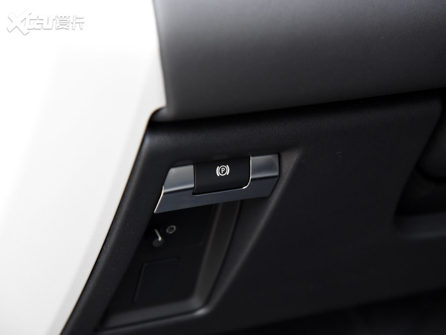 2023l(wi)ʿ 130 3.0T P400 HSE