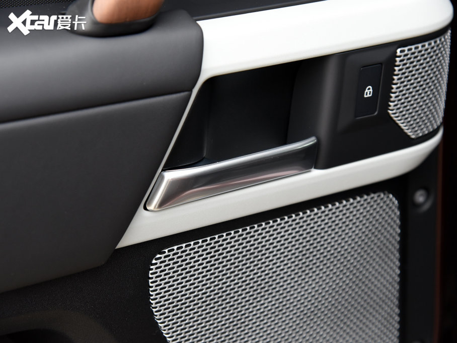 2023lʿ 130 3.0T P400 HSE