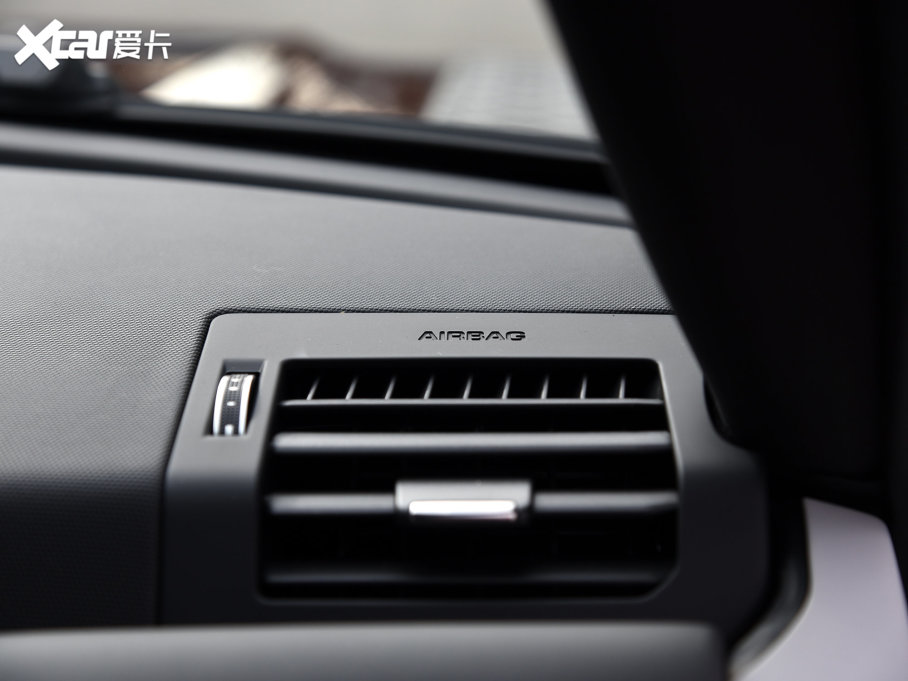 2023lʿ 130 3.0T P400 HSE