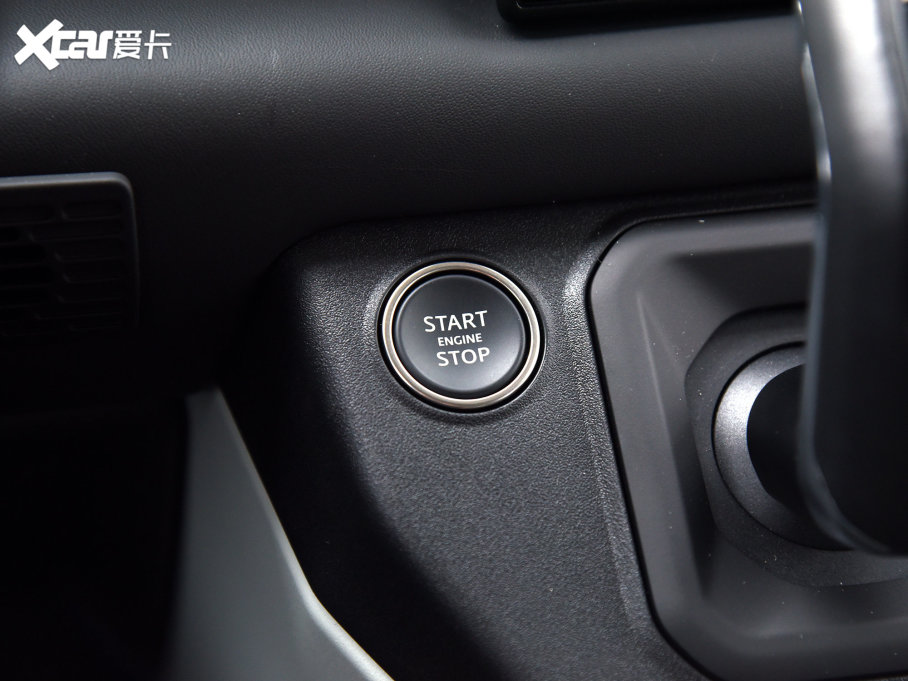 2023l(wi)ʿ 130 3.0T P400 HSE