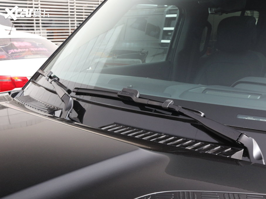 2023lʿ Ŀ 110 5.0T V8