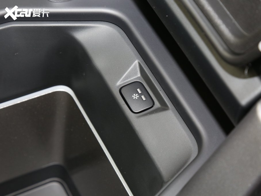 2023lʿ Ŀ 110 5.0T V8