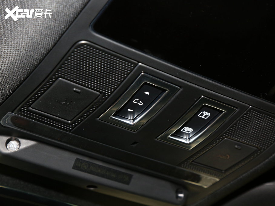 2023lʿ Ŀ 110 5.0T V8