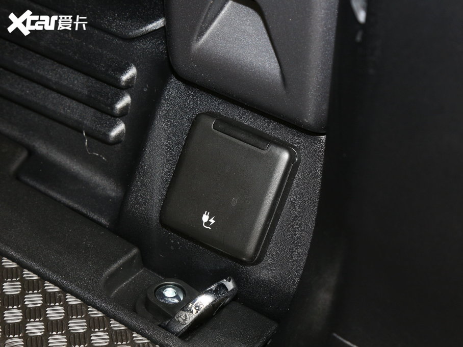 2023lʿ Ŀ 110 5.0T V8