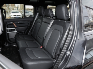 2023110 3.0T P400 X-DYNAMIC HSE 