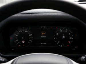 2023110 3.0T P400 X-DYNAMIC HSE x