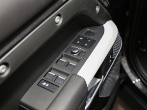 2023110 3.0T P400 X-DYNAMIC HSE {܇ƅ^(q)	