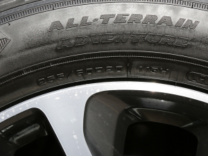 2023110 3.0T P400 ؄e ݆̥ߴ