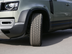 2023110 3.0T P400 ؄e ^