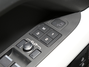 2023110 3.0T P400 ؄e g