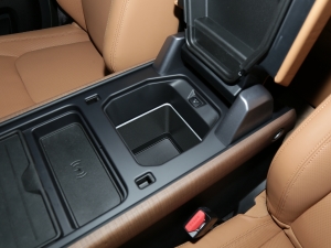 2023110 3.0T P400 ؄e g