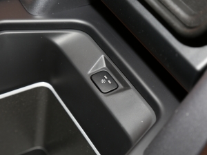 2023110 3.0T P400 ؄e g