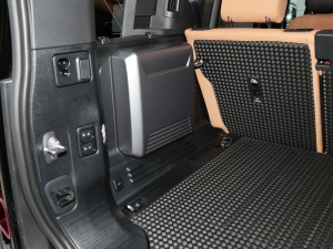 2023110 3.0T P400 ؄e g