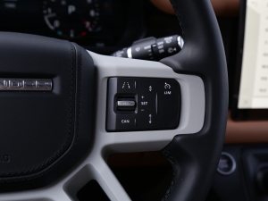 2023110 3.0T P400 ؄e п؅^