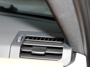 2023110 3.0T P400 ؄e п؅^