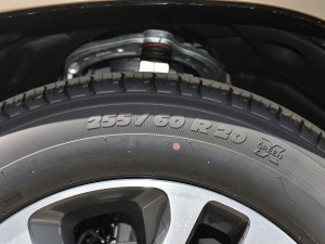 202390 3.0T P400 XS ݆̥ߴ