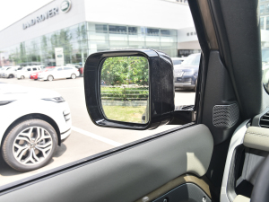 202390 3.0T P400 XS ^