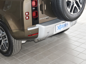 202390 3.0T P400 XS ^