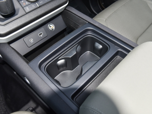 202390 3.0T P400 XS ǰű