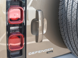 202390 3.0T P400 XS g