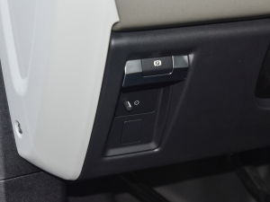 202390 3.0T P400 XS п؅^