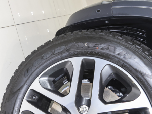 202390 3.0T P400 ؄e ݆̥Ʒ