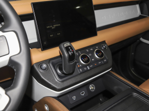 202390 3.0T P400 ؄e QU