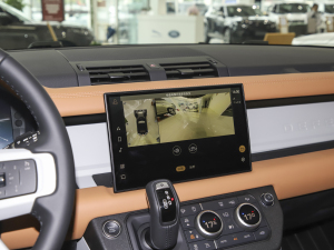 202390 3.0T P400 ؄e п؅^