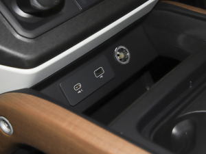 202390 3.0T P400 ؄e п؅^(q)