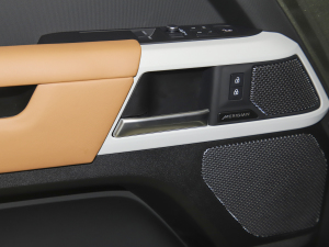 202390 3.0T P400 ؄e п؅^(q)