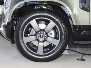 202390 2.0T P300 X-DYNAMIC HSE ݆Ȧ