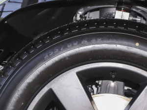 202390 2.0T P300 X-DYNAMIC HSE ݆̥ߴ