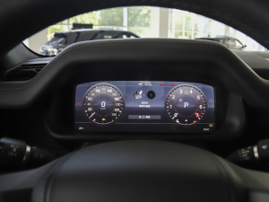 202390 2.0T P300 X-DYNAMIC HSE x