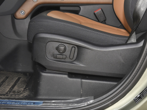 2023110 3.0T X P400 {{