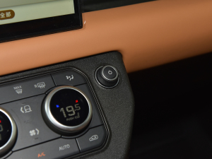 2023110 3.0T X P400 {