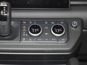 2023110 5.0T V8 {(dio){(dio)(ji)