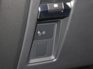 2023110 5.0T V8 п؅^