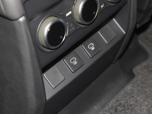 2023110 5.0T V8 п؅^