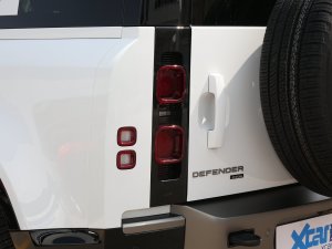 2023款改款 110 3.0T P400 X-DYNAMIC HSE 尾灯