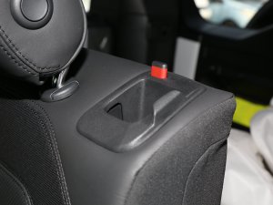 2023Ŀ 110 3.0T P400 X-DYNAMIC HSE g