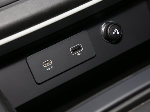 2023Ŀ 110 3.0T P400 X-DYNAMIC HSE п؅^(q)